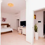 بيت ضيافة Giorgio Boutique