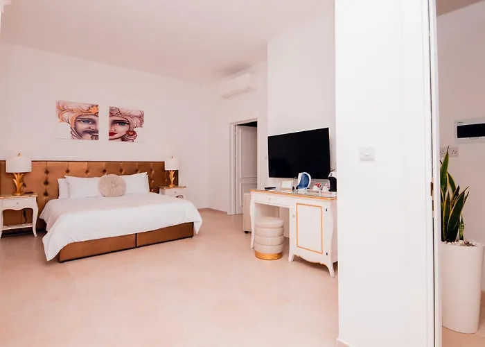 Giorgio Boutique Слима